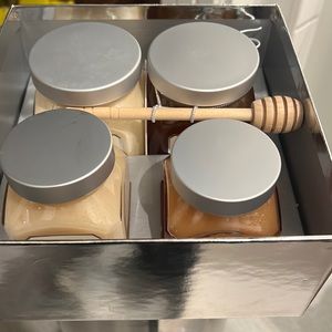 Laura Mercier Body & Bath Scrub set